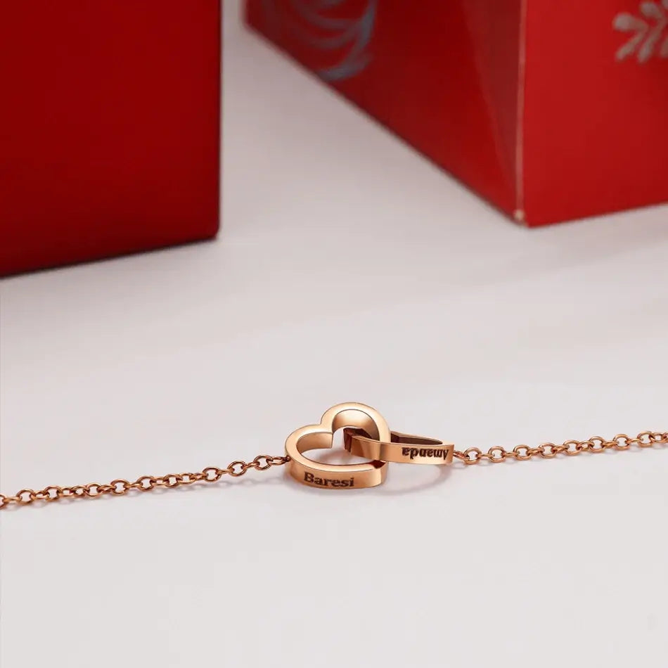 MiaLove |  Gepersonaliseerde Hartketting met Liefdesdoosje