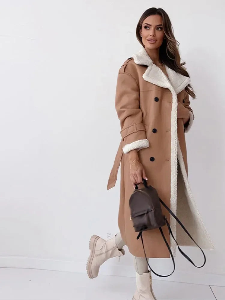 Olivia | Gewatteerde coach jas